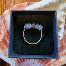 Load image into Gallery viewer, 10k Solid Yellow Gold AAA Labradorite Faceted Rondell Bead Wire Work Line Ring sz 7.5 Stacking Spinner Natural Blue Rainbow Flash Boho Beach