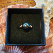 Load image into Gallery viewer, 10k Solid Yellow Gold 9mm Black Natural Tahitian Pearl Bead Wire Work Line Ring sz 7.5 Right Hand Statement Spinner Boho Beach